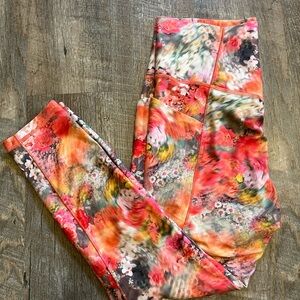Athleta Floral Salutation Stash 7/8 Leggings size medium